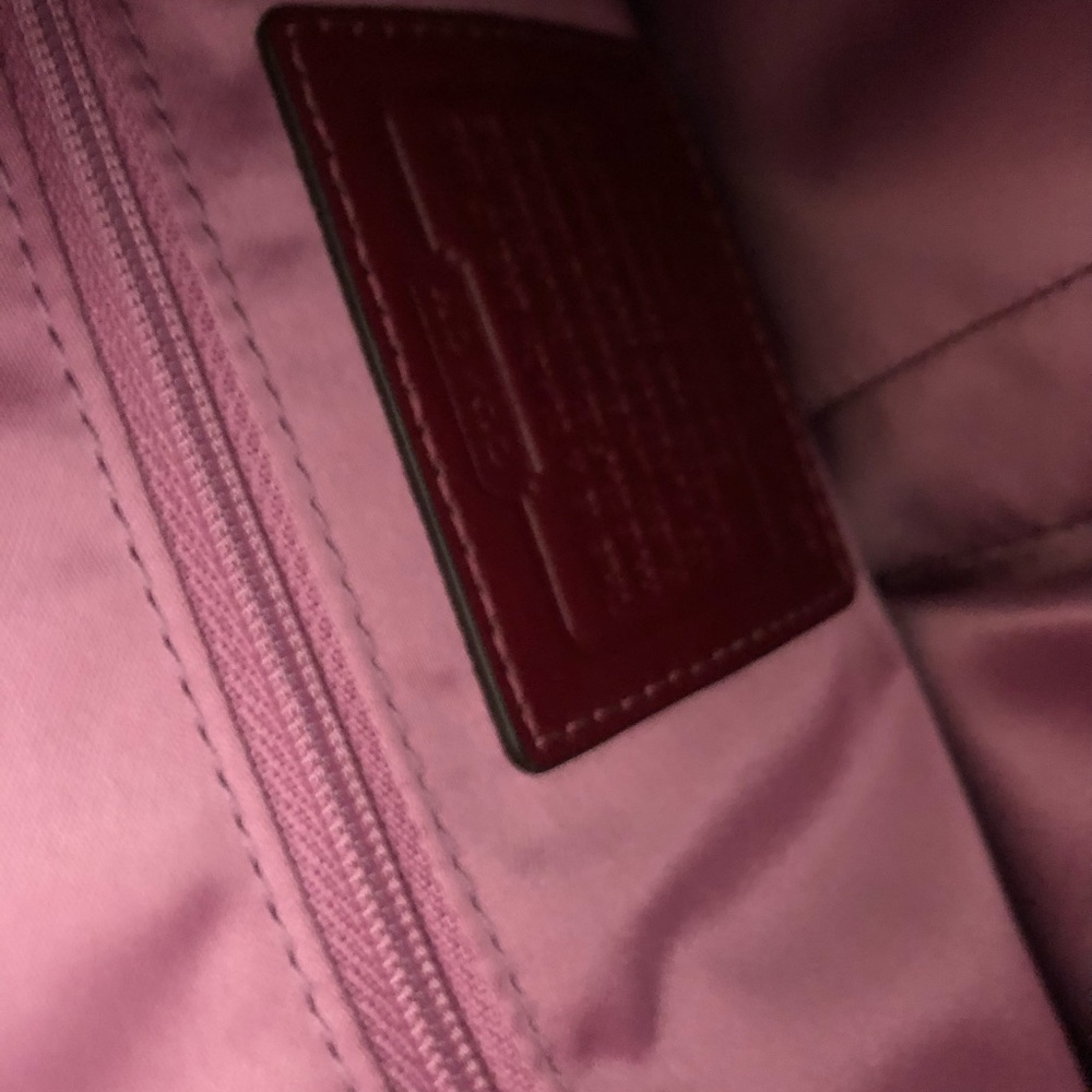 Purses - Picture 4 of 4